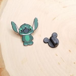 Disney Land Stitch 2008 Official Trading Pin